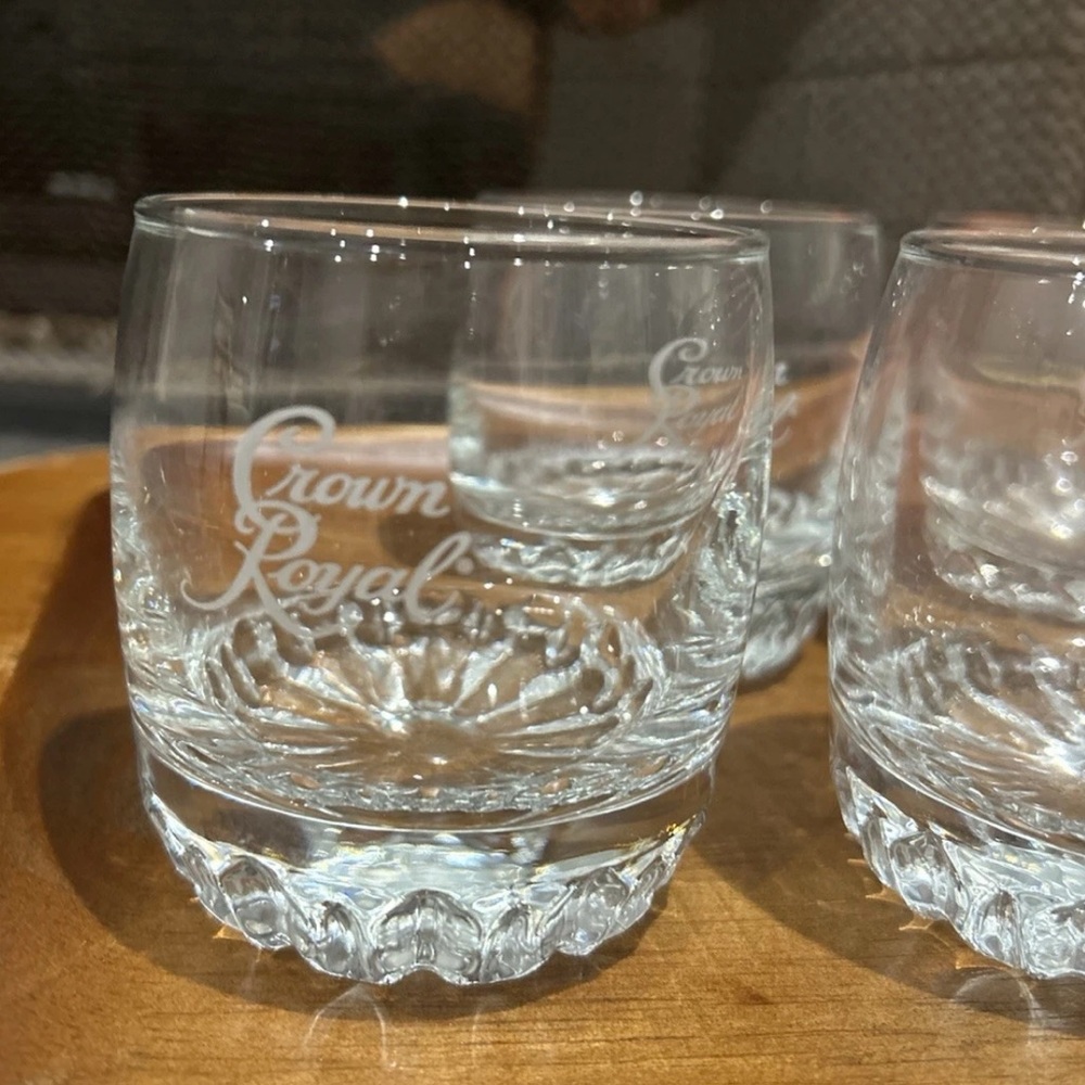 Crown Royal Whiskey Glass Set